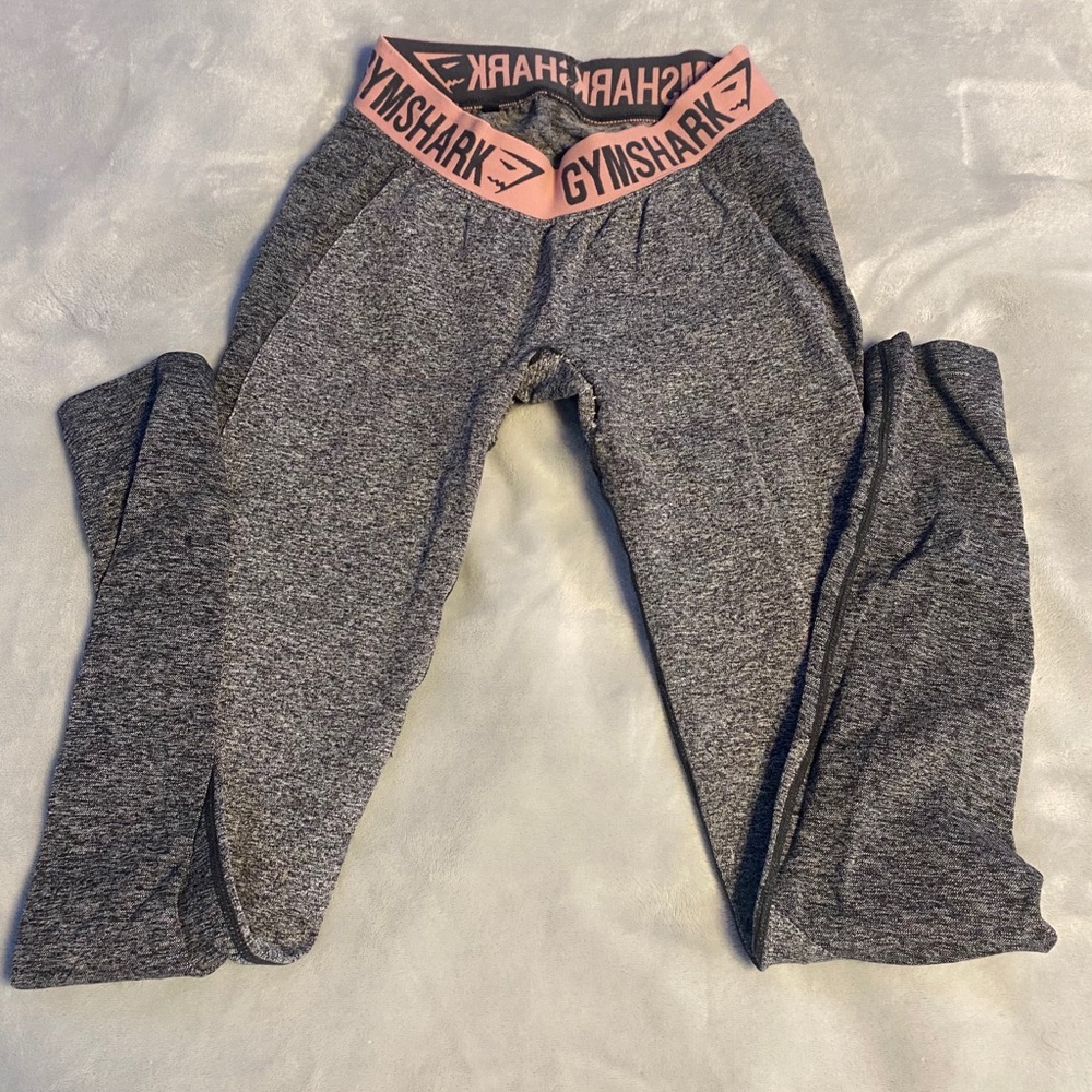 very worn gymshark leggings